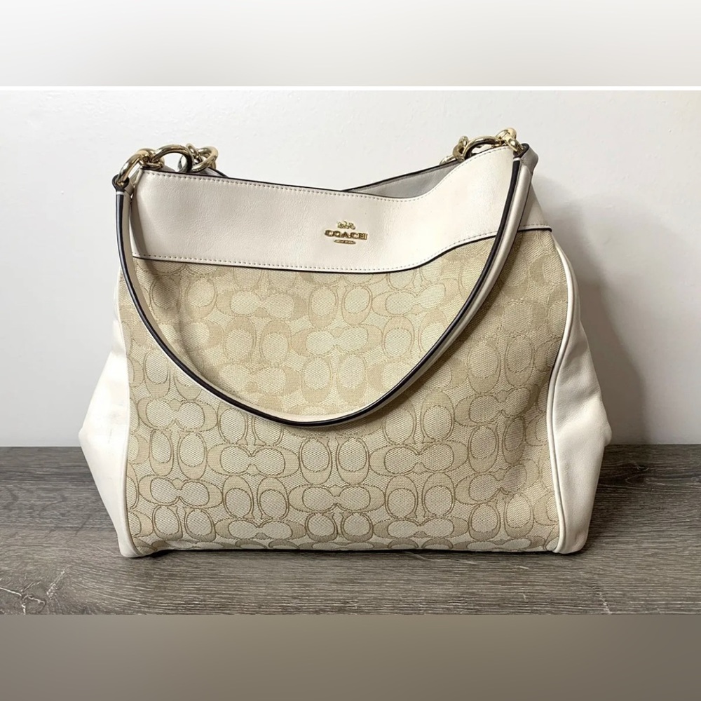 COACH Large Lexy Shoulder Bag Tote Signature Canvas Ivory & Beige